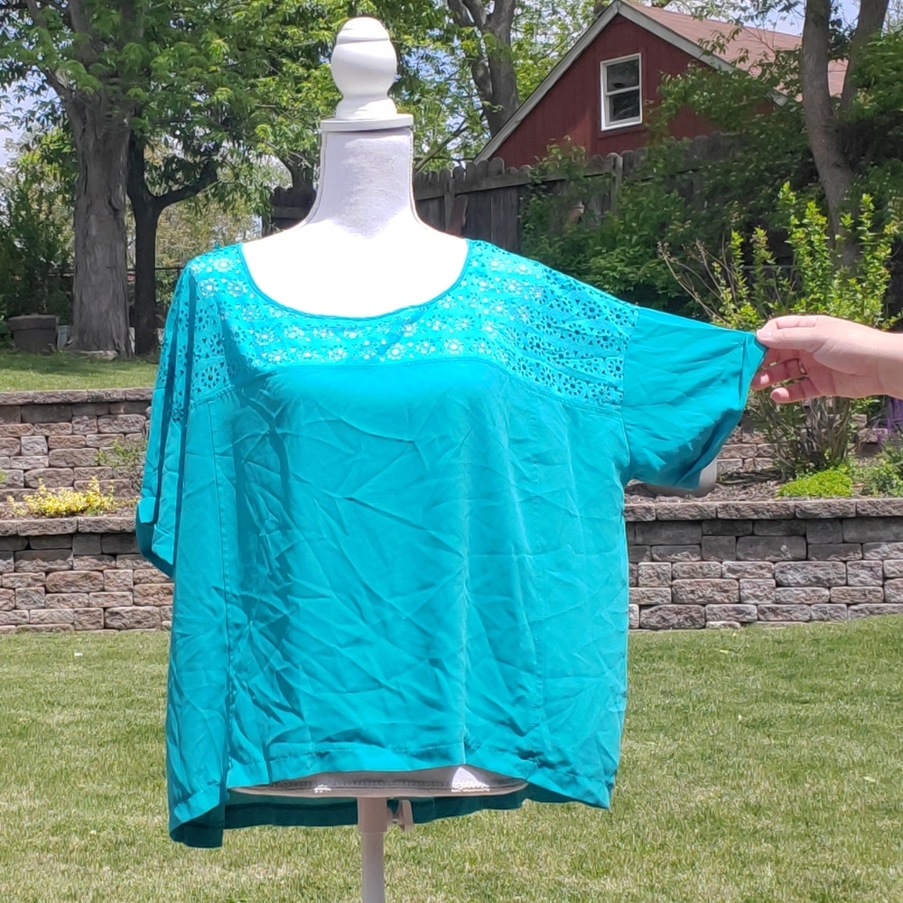 🌟 3 for $15 Deal! 🌟Attention blue green short sleeve blouse XL - Picture 6 of 8